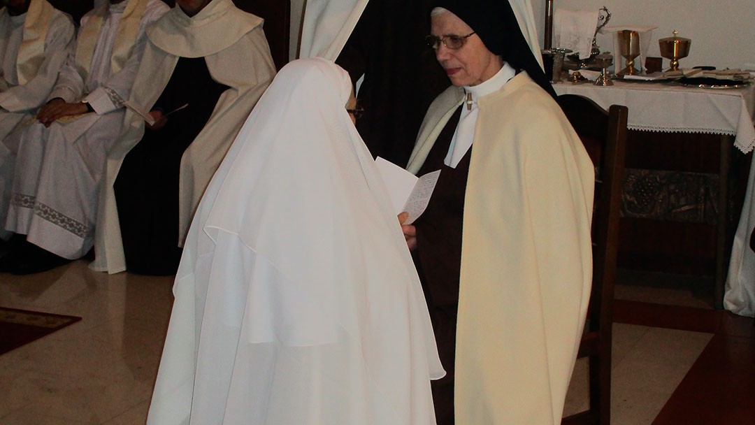 O coração da Diocese de Aveiro pulsa de vida com mais uma religiosa Carmelita
